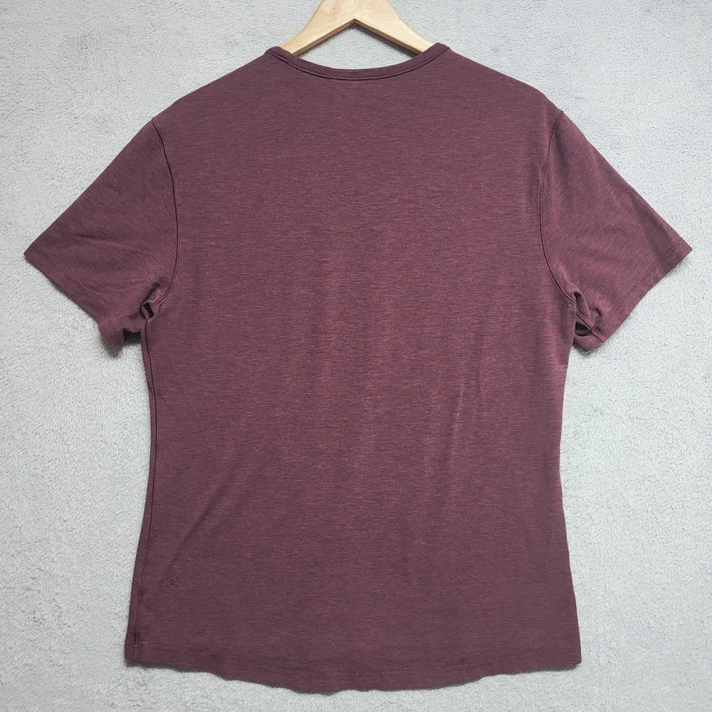 Lululemon Shirt Mens Large Heather Red Plum Short Sleeve Athleisure Run Casual